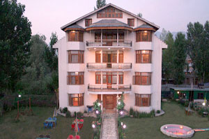Hotel Oman Kashmir